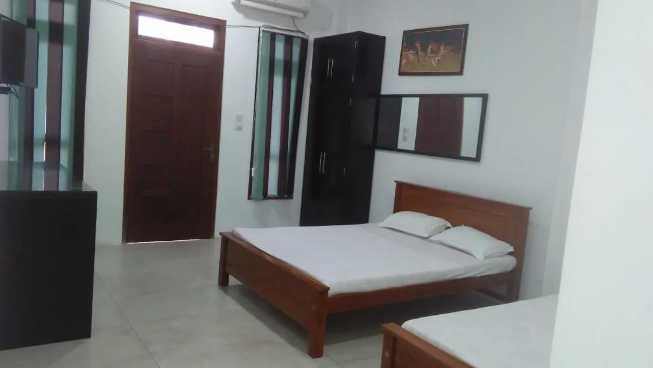 Royal Palace Hotel Negombo 0*,